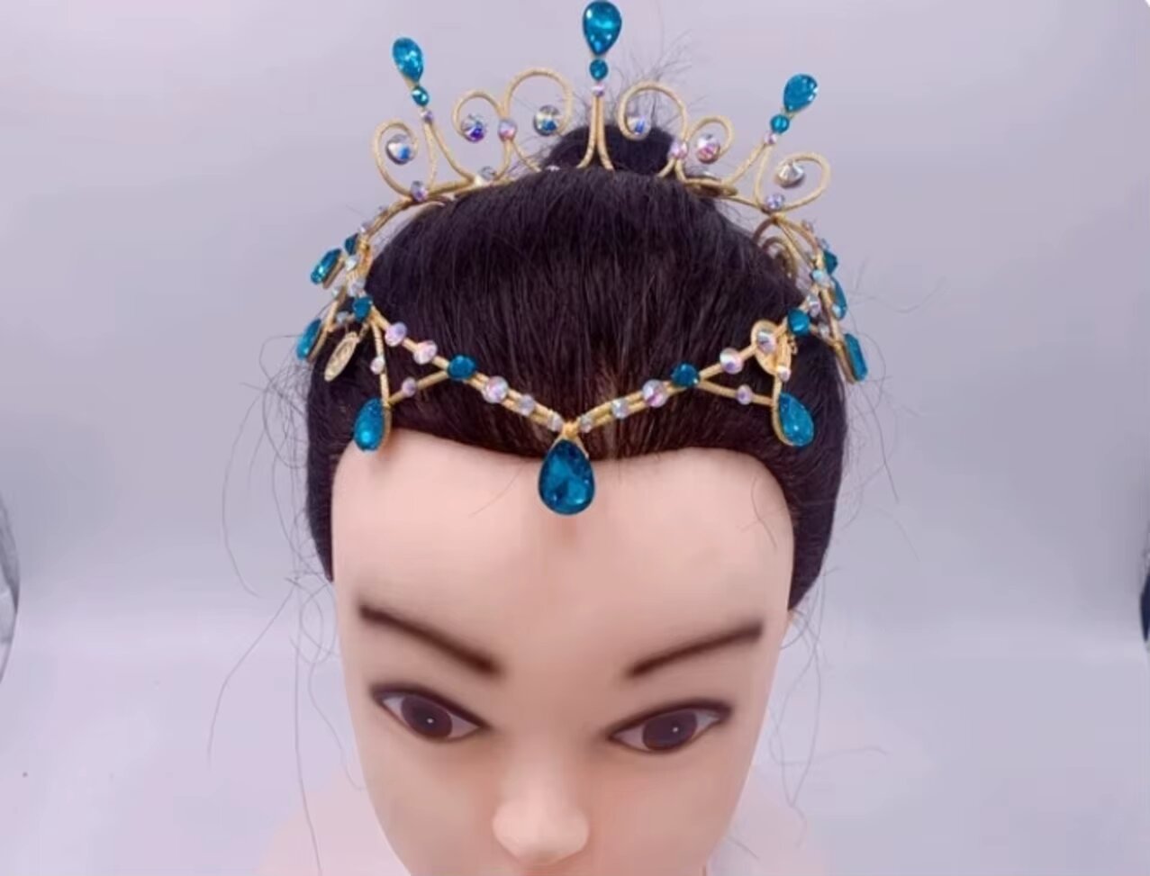 Le Corsaire Headpiece